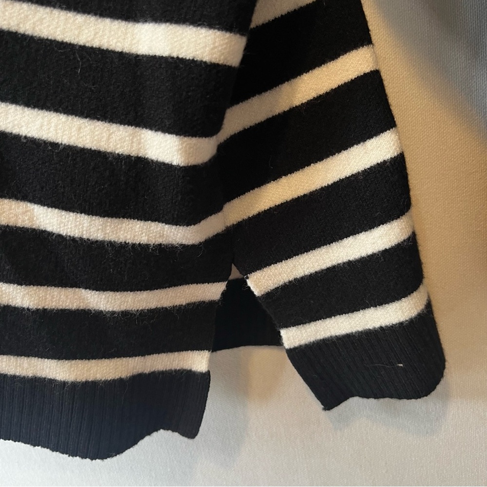 Elie Tahari pullover sweater XL Black white striped Heavy knit 1/4 zip Womens - Picture 7 of 8